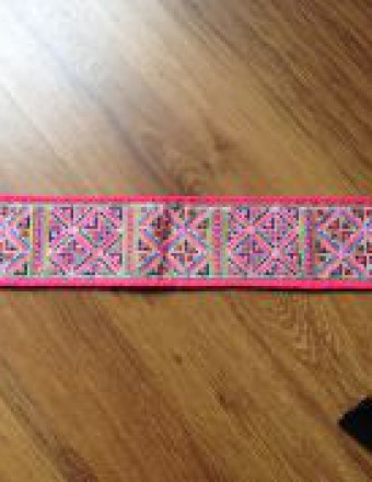 crop images image1 49 riem roze